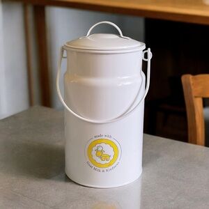 BEEKMAN 1802 WHITE METAL PAIL CANISTER WITH HANDLE Limited Edition